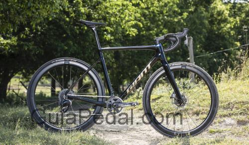 Giant TCX Advanced Pro ficha técnica y opiniones